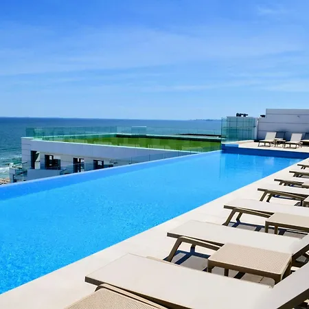 Rosa Mar In Infinity Pool &