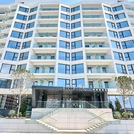 Rosa Mar - Infinity Pool & Lejlighed Năvodari