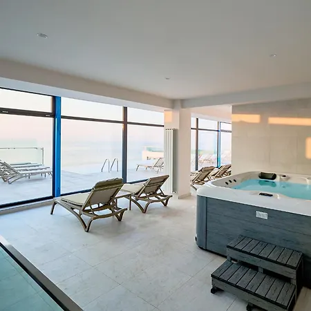 Rosa Mar In Infinity Pool & Διαμέρισμα Năvodari