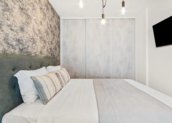 Rosa Mar - Infinity Pool & Năvodari