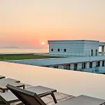Apartment Rosa Mar In Infinity Pool & *