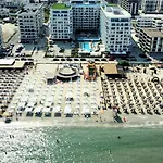 Rosa Mar In Infinity Pool & Apartment