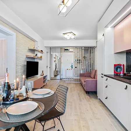 Rosa Mar - Infinity Pool & Daire Navodari