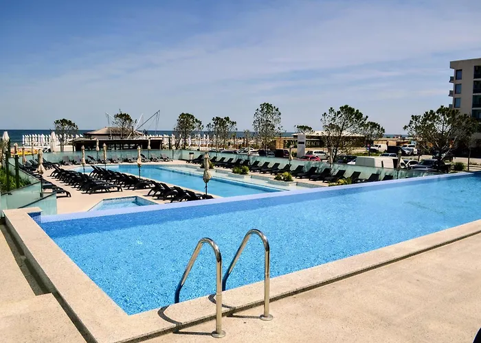 Rosa Mar - Infinity Pool & Appartement *